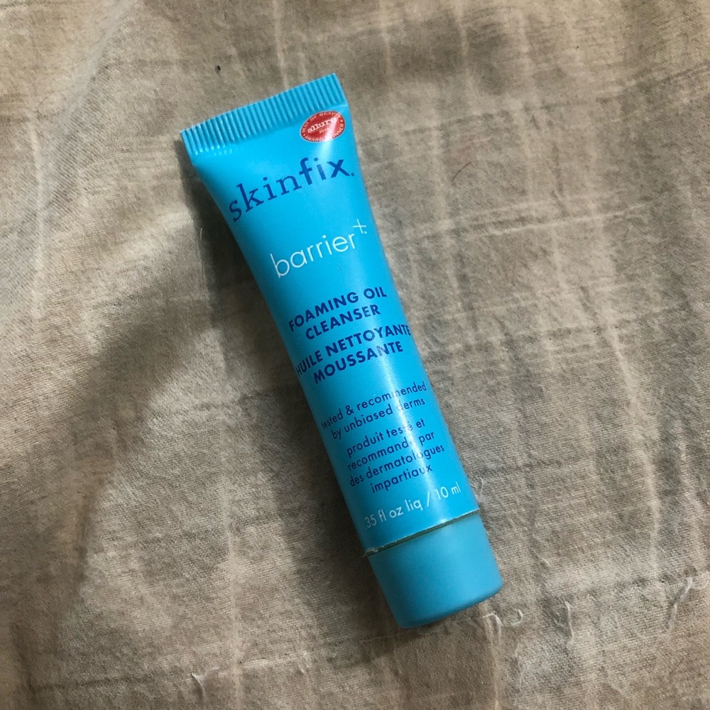 Skinfix Foaming Oil Cleanser mini